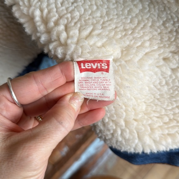 Vintage Levi’s 1980’s Sherpa Lined Blue Denim Jacket Made in USA Size 46R - Picture 6 of 7